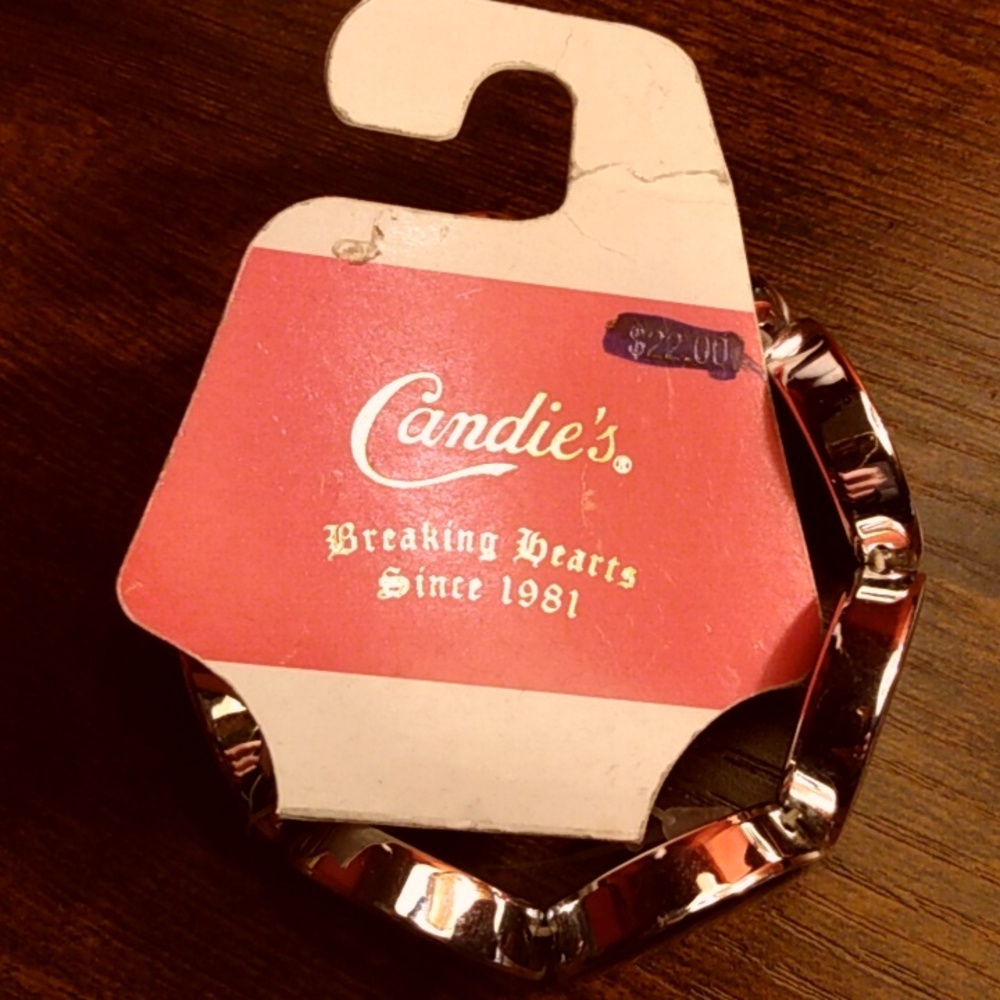 6/$20 Bracelet - Picture 5 of 5